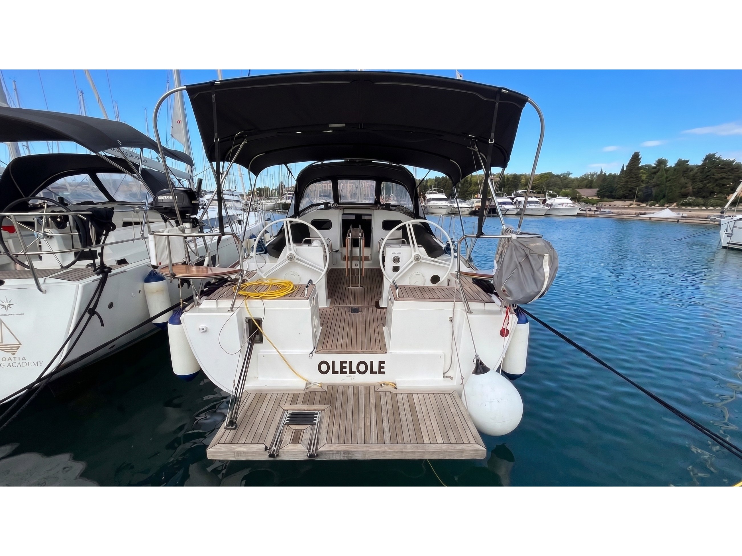 Olelole yacht charter photo