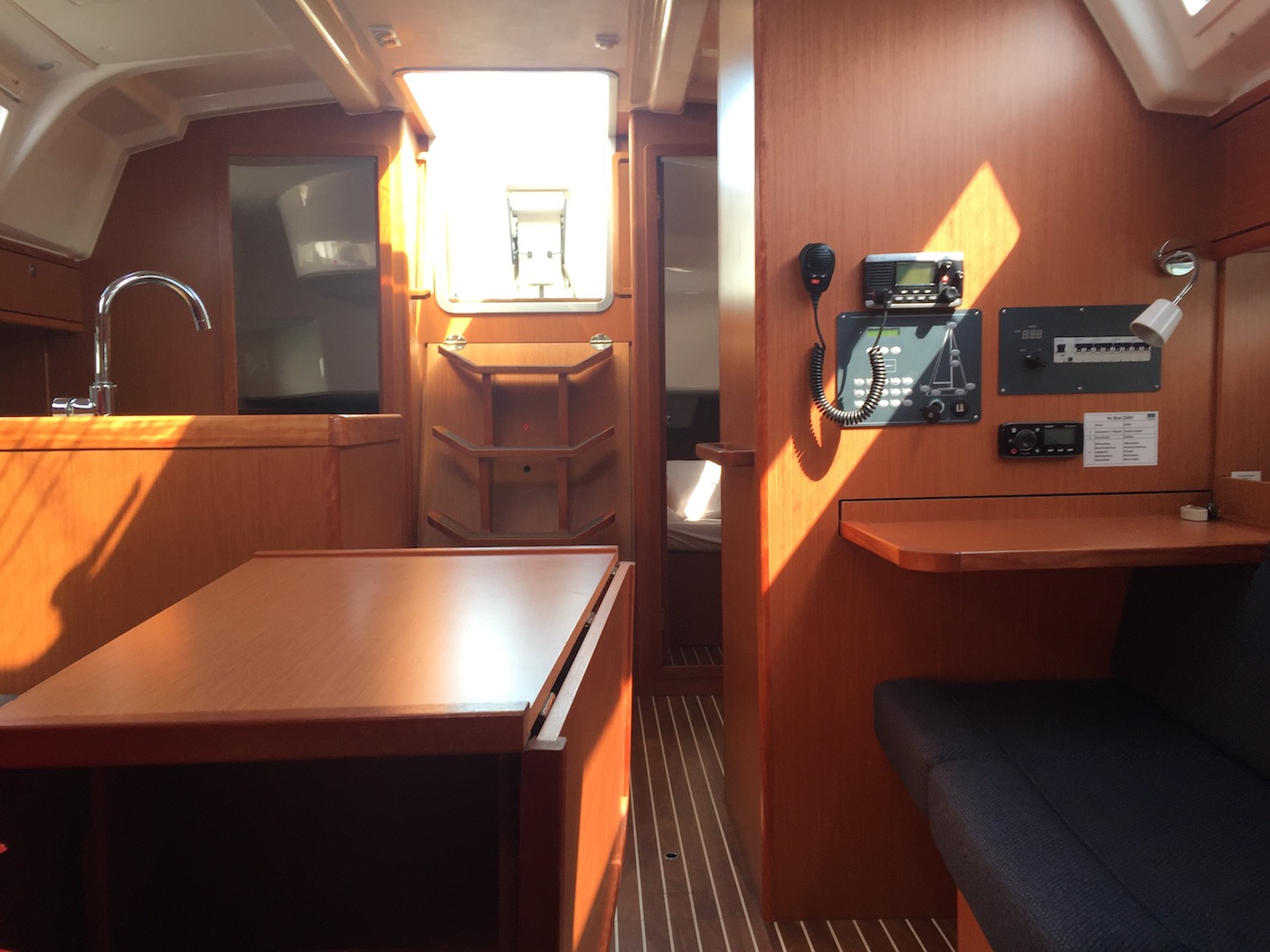 foto Bavaria Cruiser 37 2