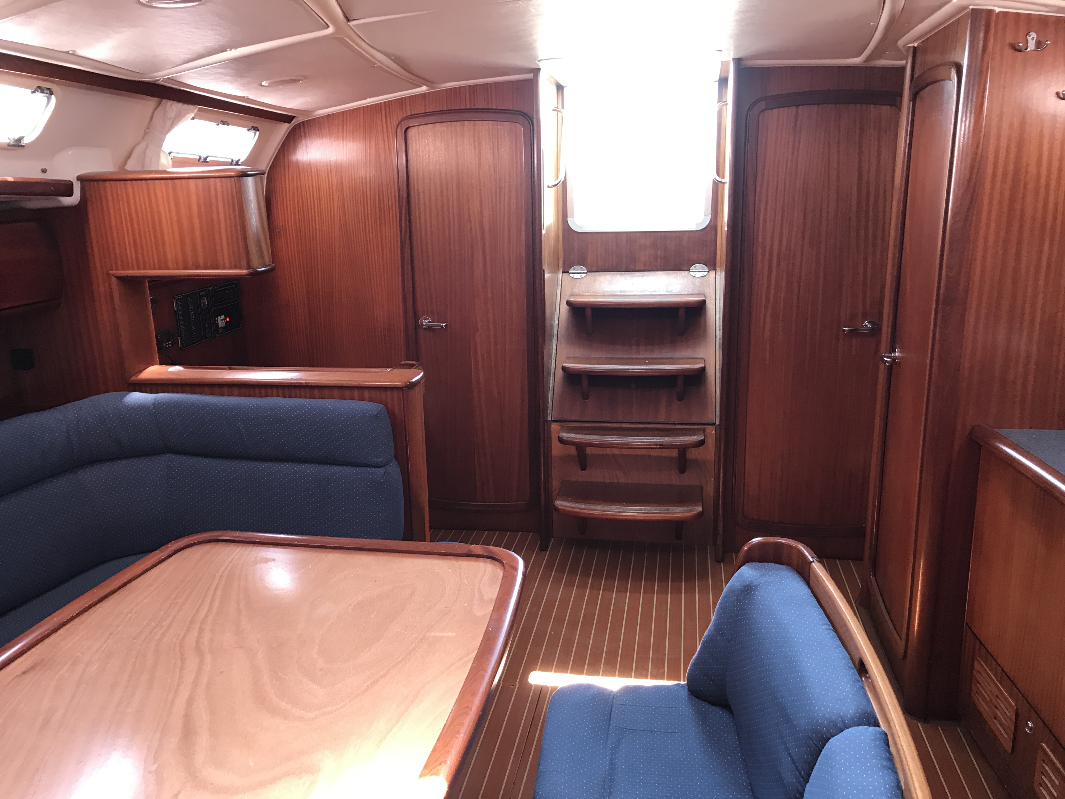 фото Bavaria 44 11