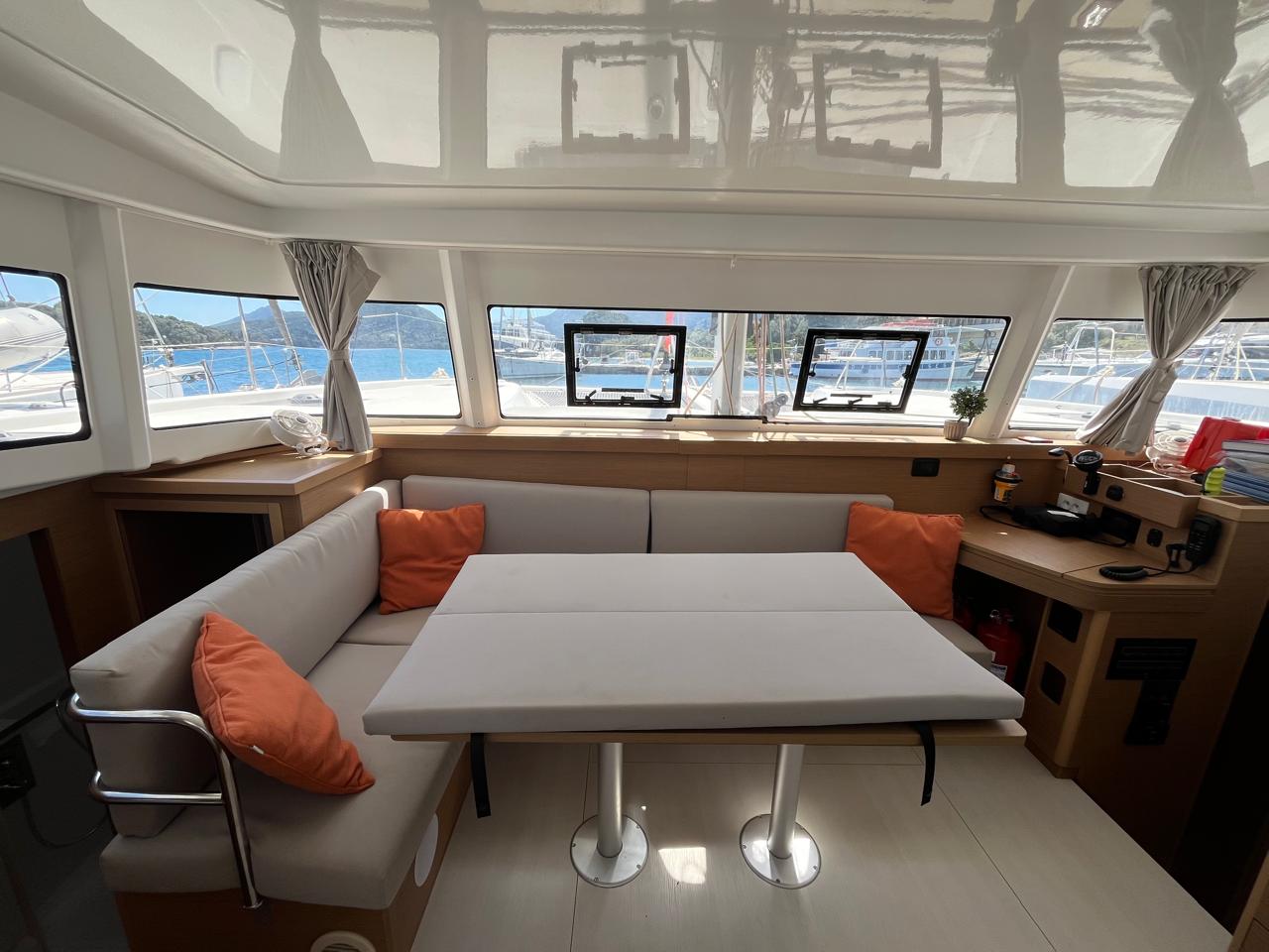 Yacht image 10