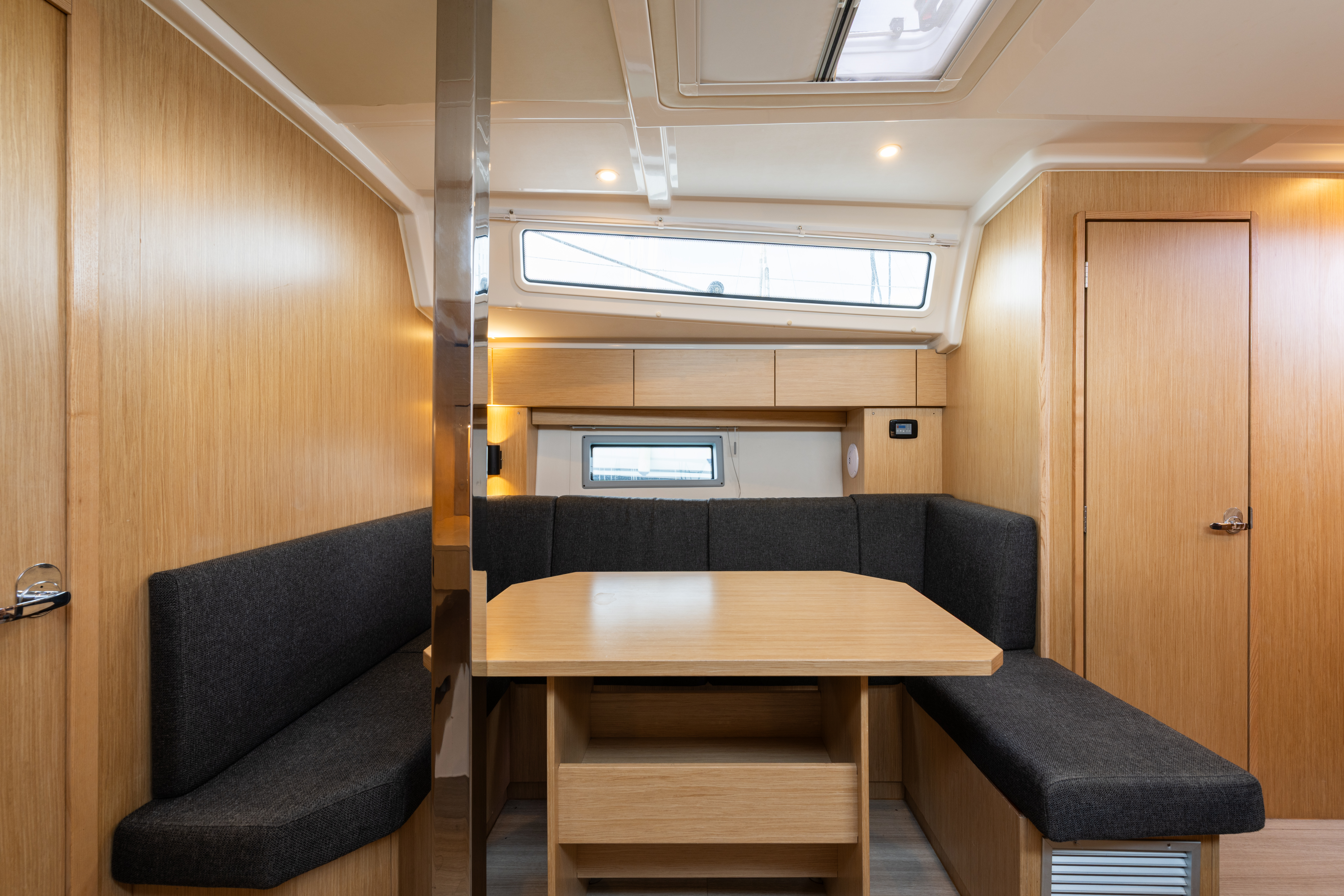 Yacht image 2