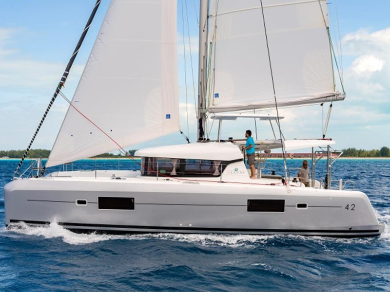 Lagoon 42