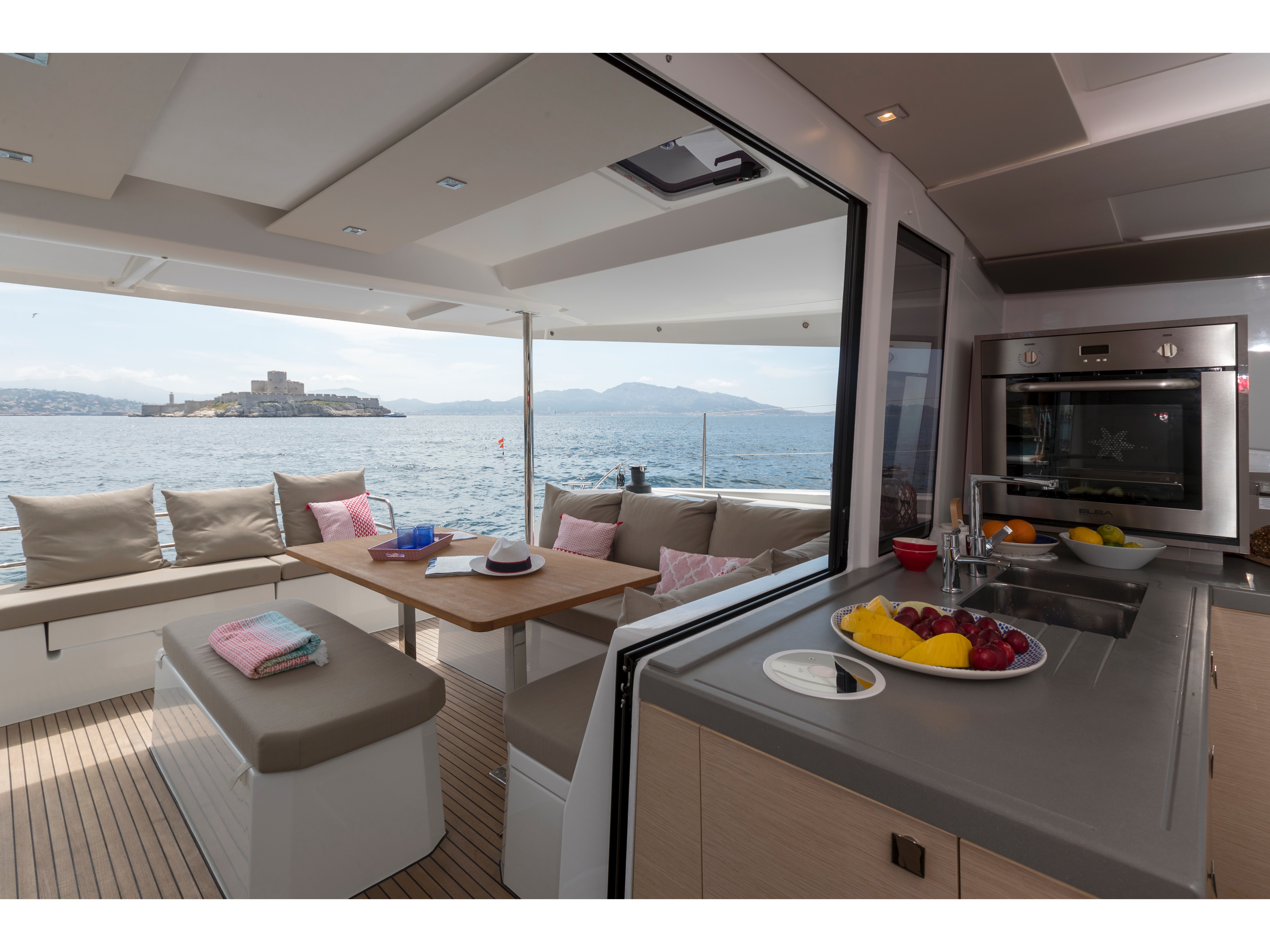 照片 AstrÃ©a 42 3