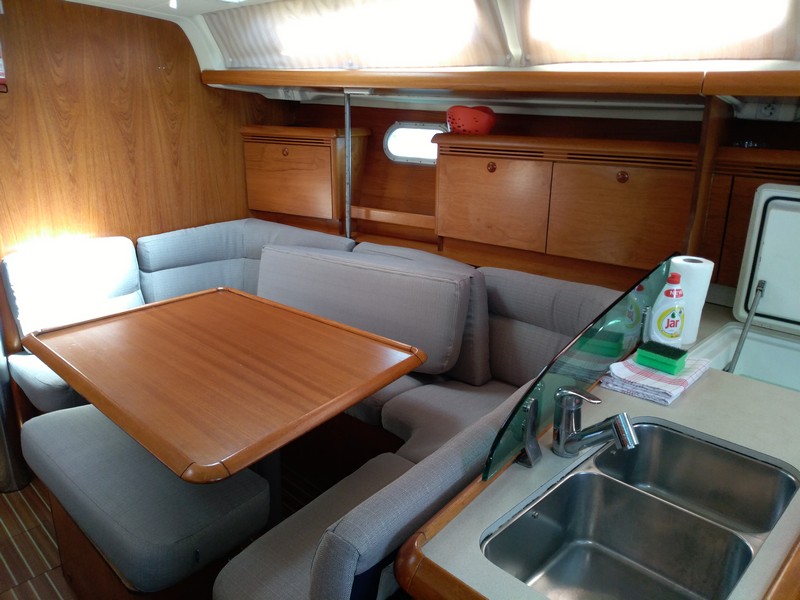 صور Sun Odyssey 43  7