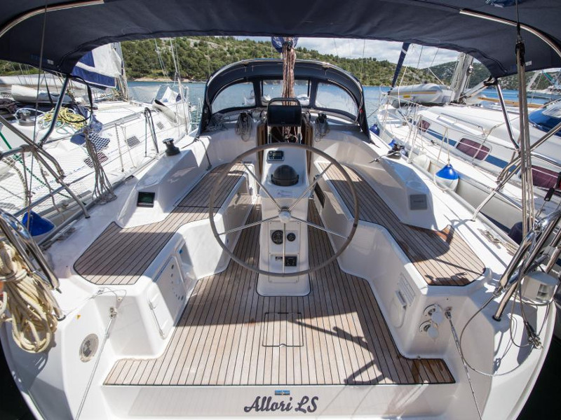 photo Bavaria Cruiser 33 5