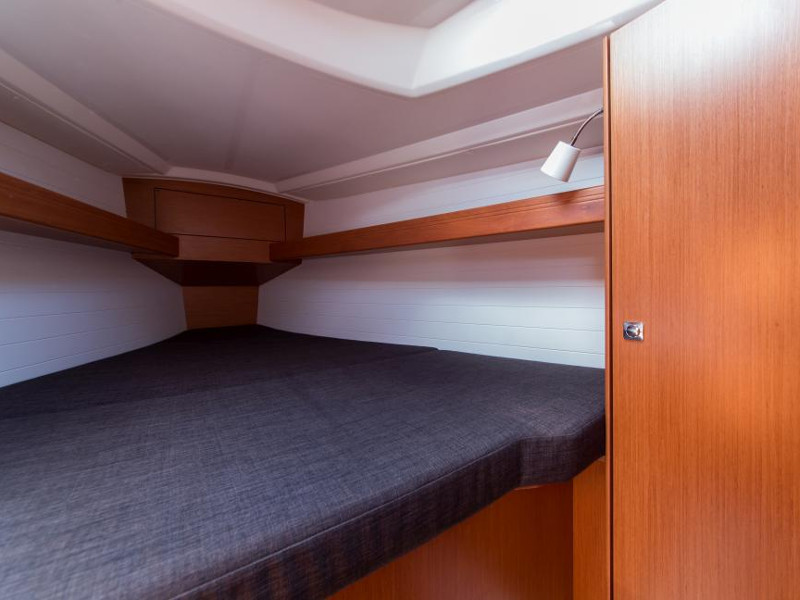 photo Bavaria Cruiser 33 10