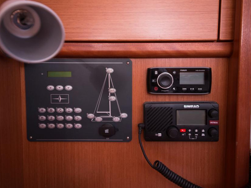 photo Bavaria Cruiser 33 13