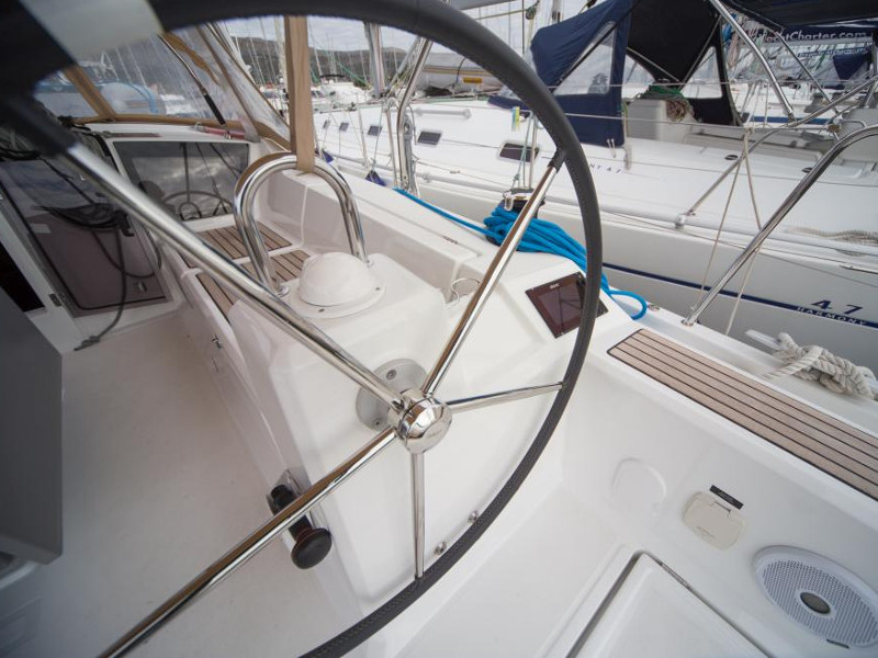 照片 Oceanis 41.1 5