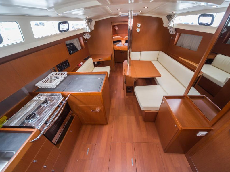 照片 Oceanis 41.1 23