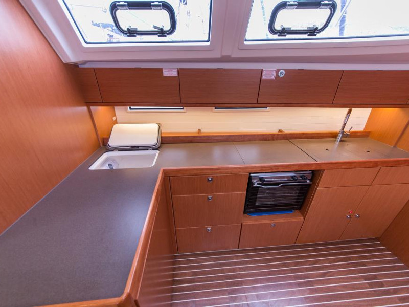 foto Bavaria Cruiser 46 13