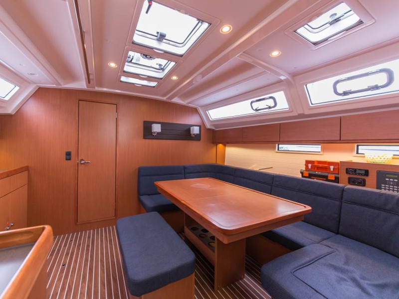 foto Bavaria Cruiser 46 14