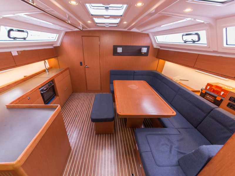 foto Bavaria Cruiser 46 18