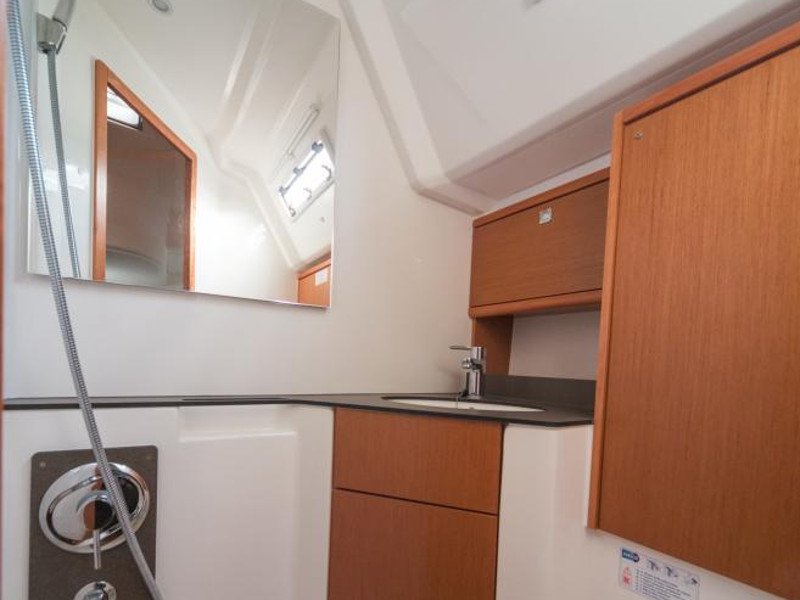 photo Bavaria Cruiser 46 11