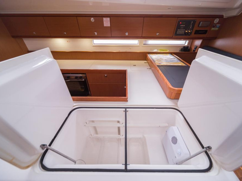 照片 Bavaria Cruiser 56 25