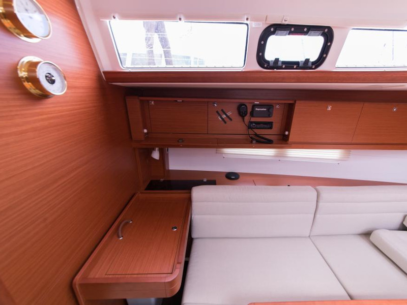 foto Dufour 460 Grand Large 13