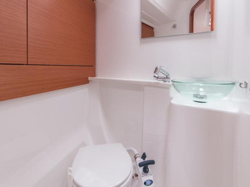 foto Dufour 460 Grand Large 18