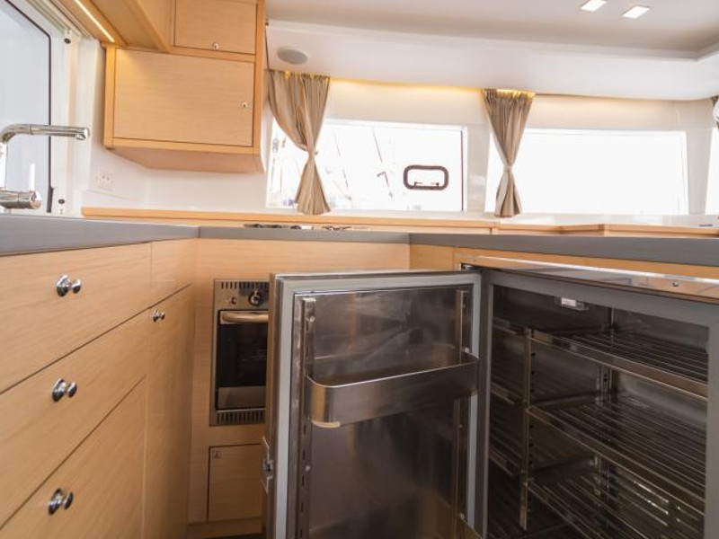 foto Lagoon 450 Sport 22