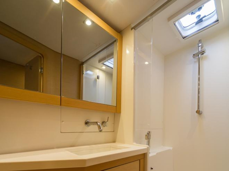 foto Lagoon 450 Sport 34