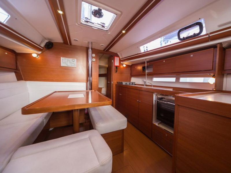 foto Dufour 380 23