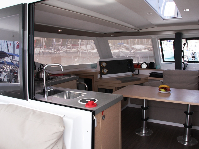 Lucia 40