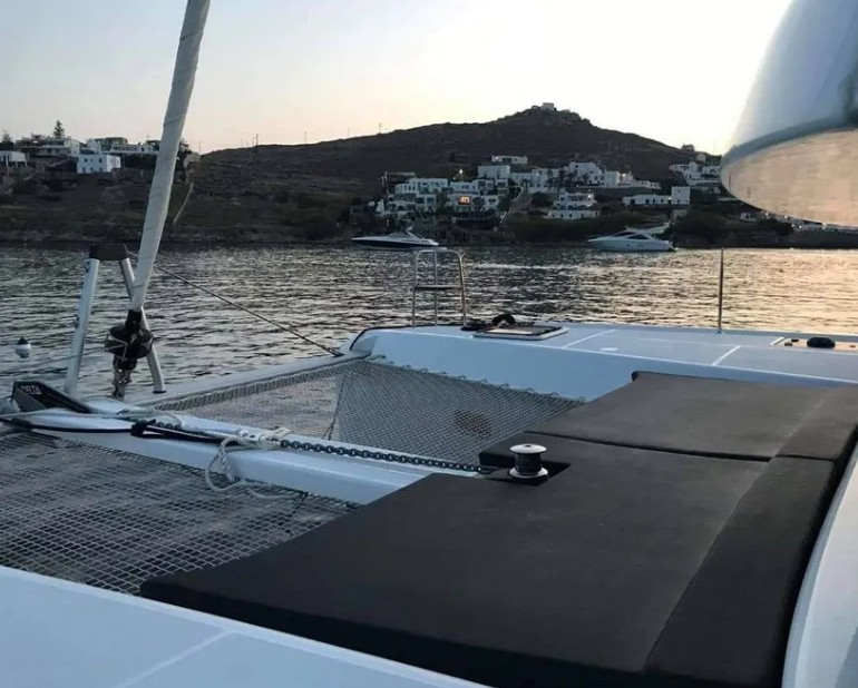 Yacht image 10