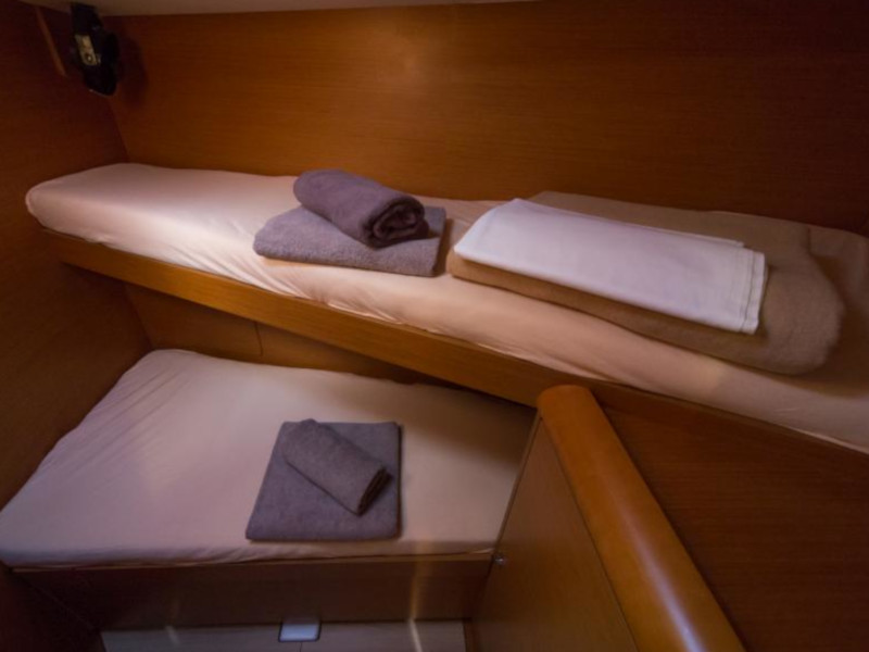 photo Sun Odyssey 449 8