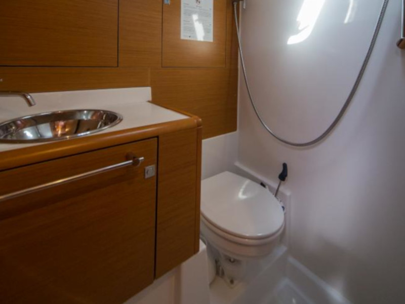 photo Sun Odyssey 449 9