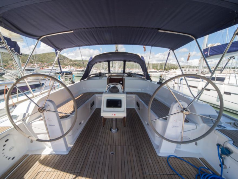 foto Bavaria Cruiser 46 4