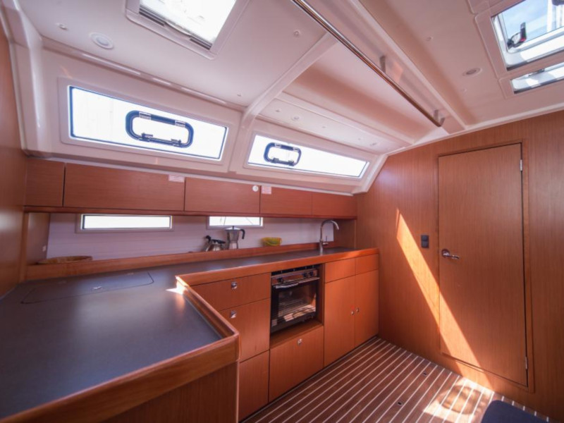 foto Bavaria Cruiser 46 10