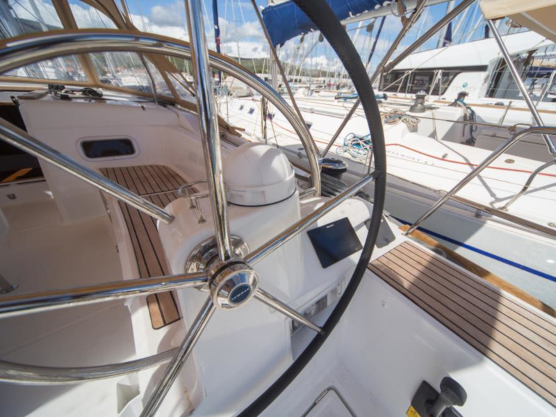 photo Sun Odyssey 479 2