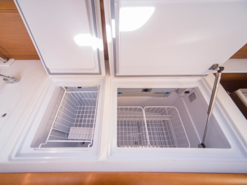 photo Sun Odyssey 479 5