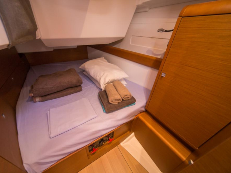 photo Sun Odyssey 479 6