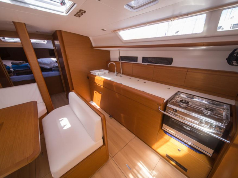 photo Sun Odyssey 479 9