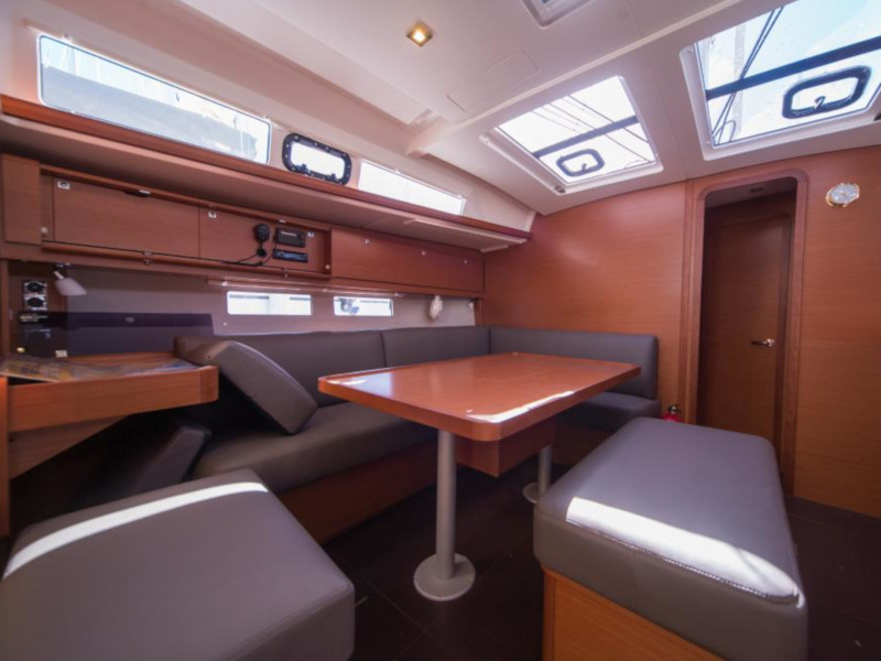 foto Dufour 460 Grand Large 9