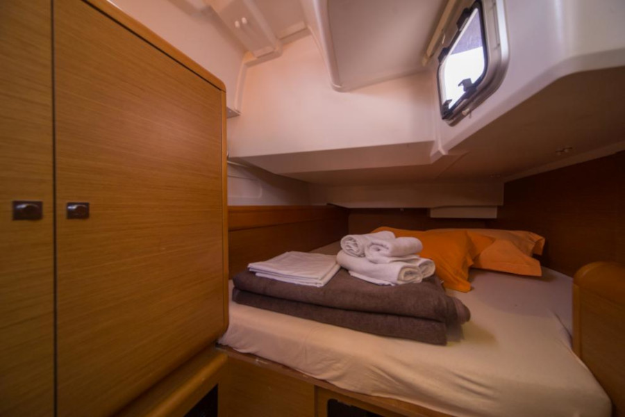 photo Sun Odyssey 439 6