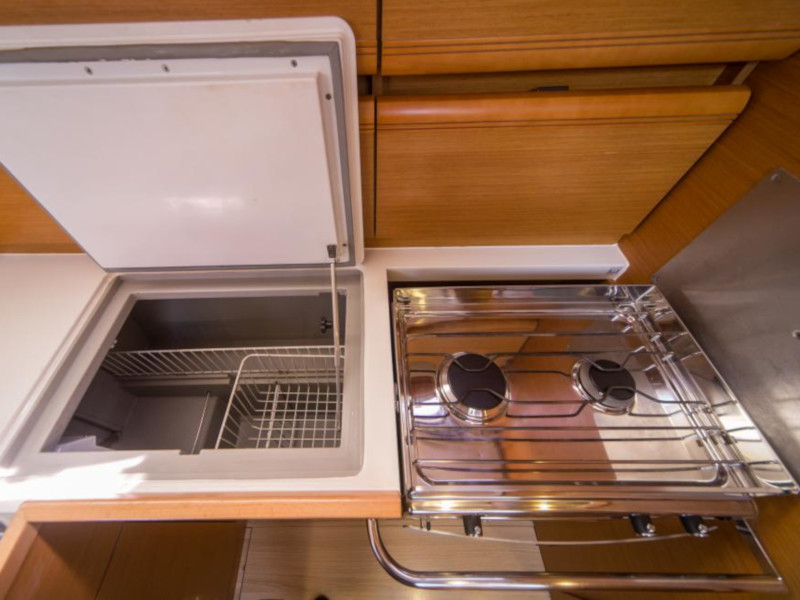 photo Sun Odyssey 439 14