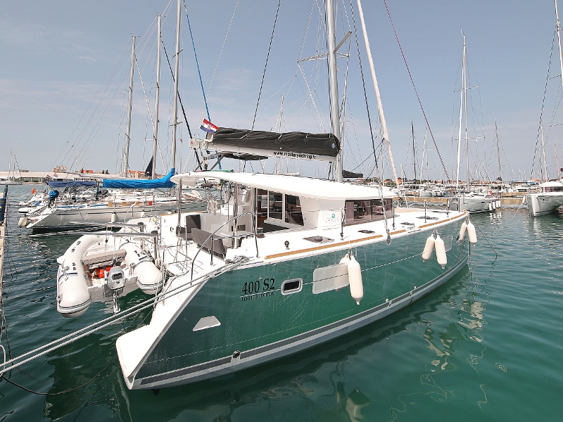 foto Lagoon 400 S2 5