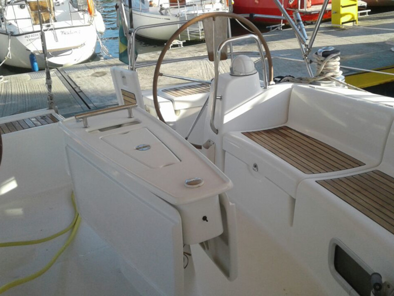 foto Beneteau 49 2