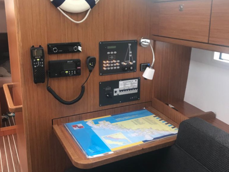 foto Bavaria Cruiser 37 8