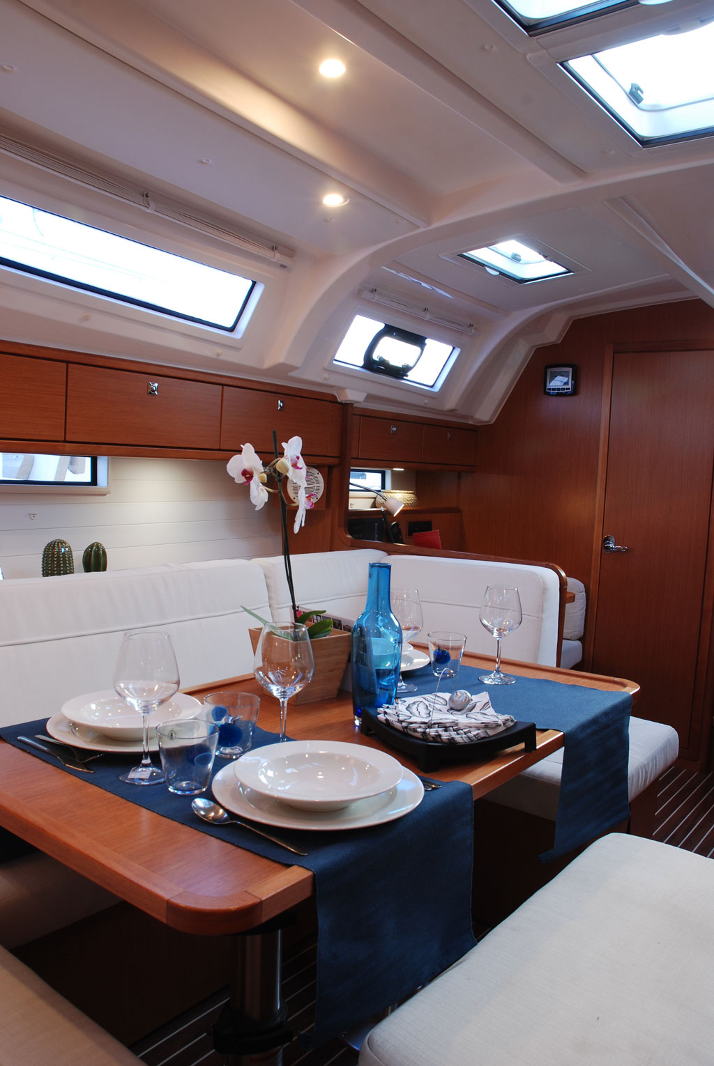 照片 Bavaria Cruiser 41 4
