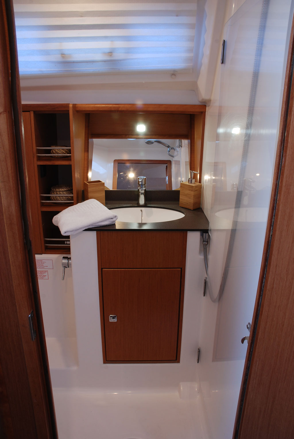 照片 Bavaria Cruiser 41 10