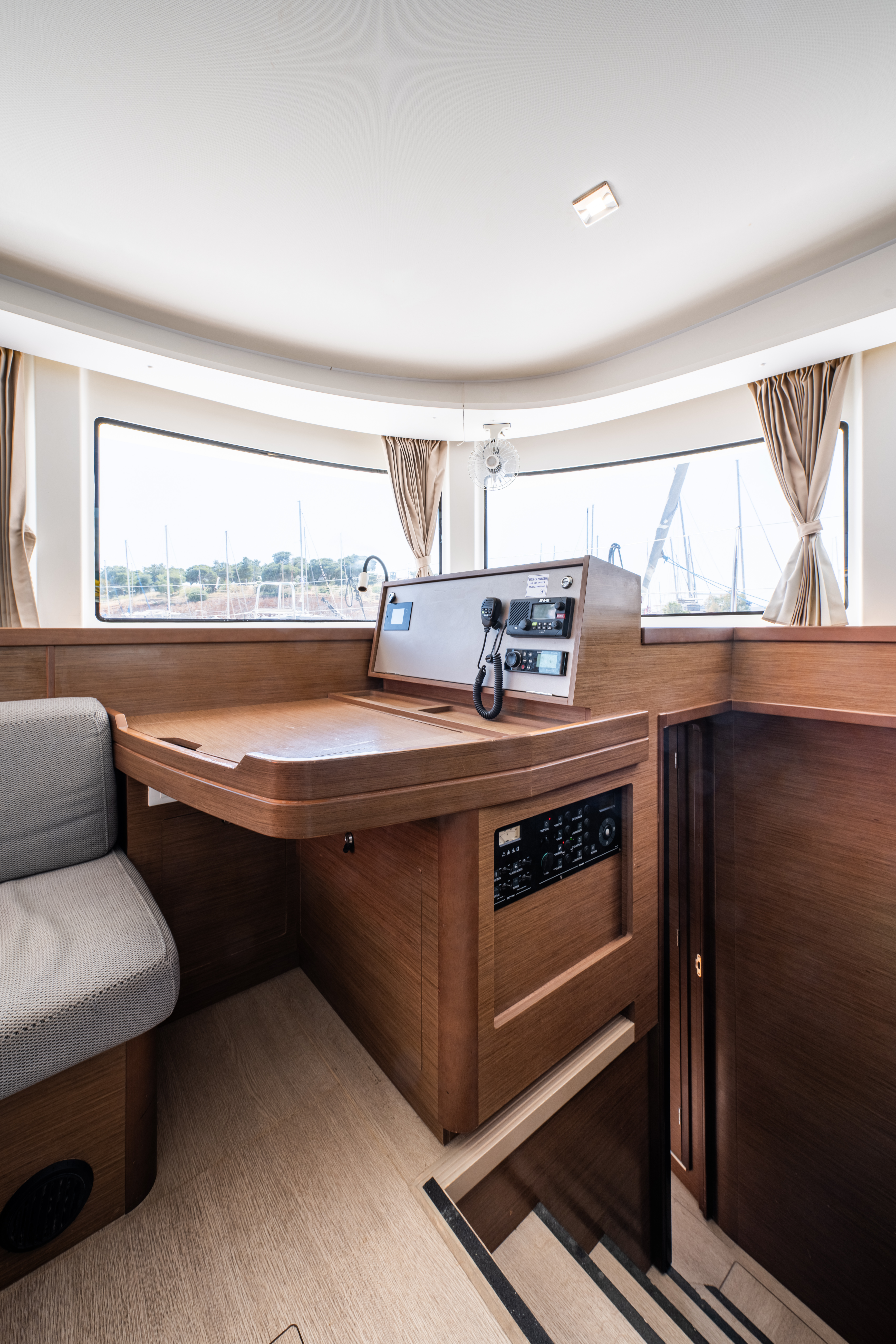Yacht image 15