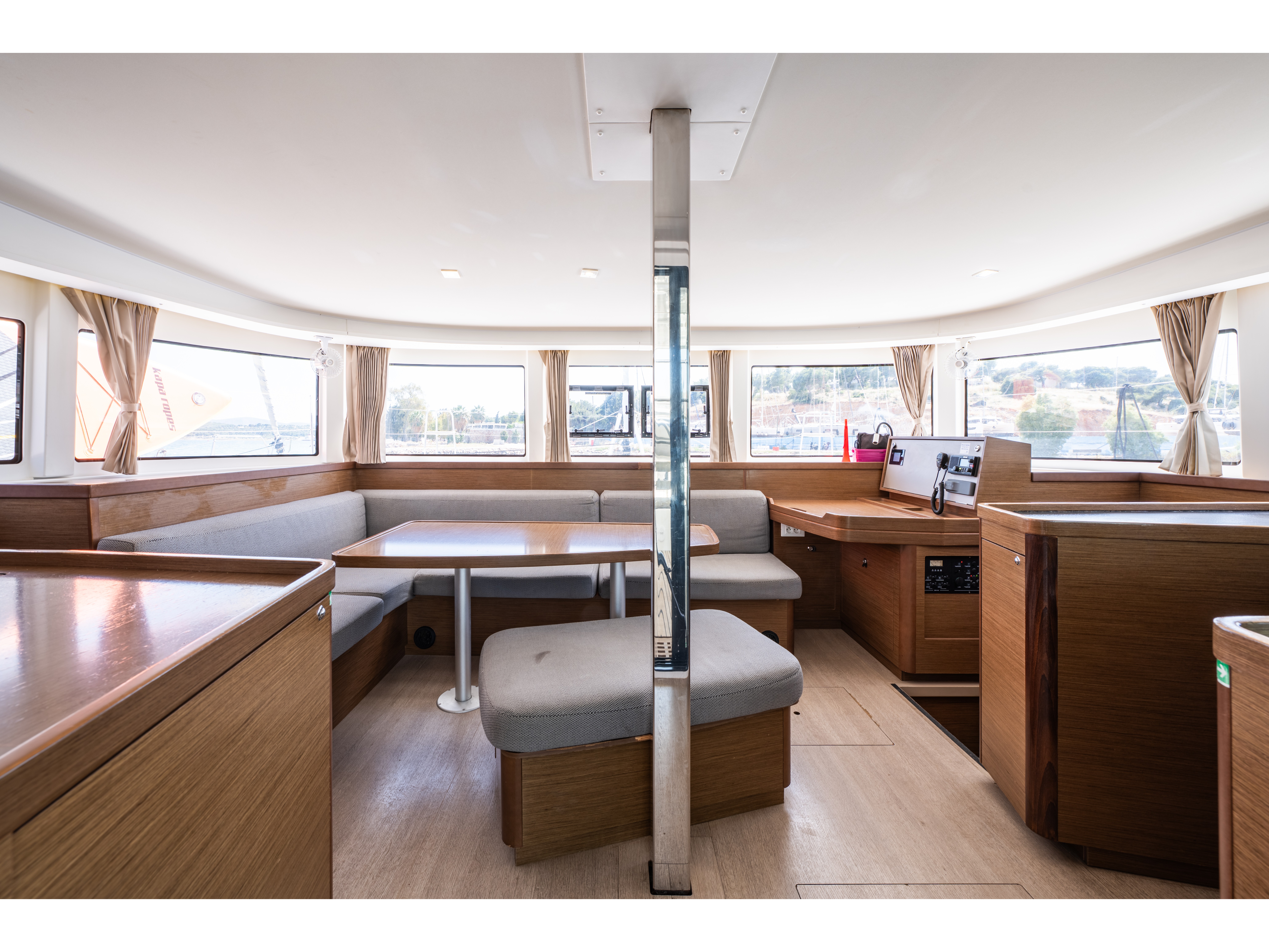 Yacht image 19