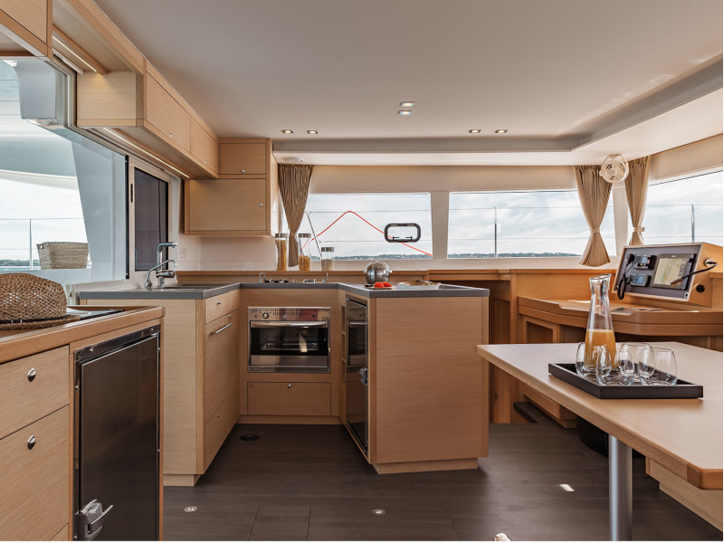 照片 Lagoon 450  Flybridge 7