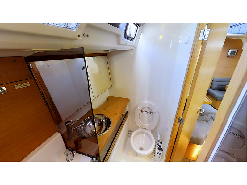 фото Dufour 410 Grand Large 16