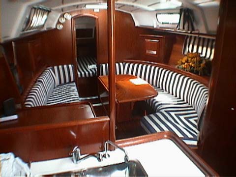S/Y - Oceanis 361 - 3 Cabins - Built 2002