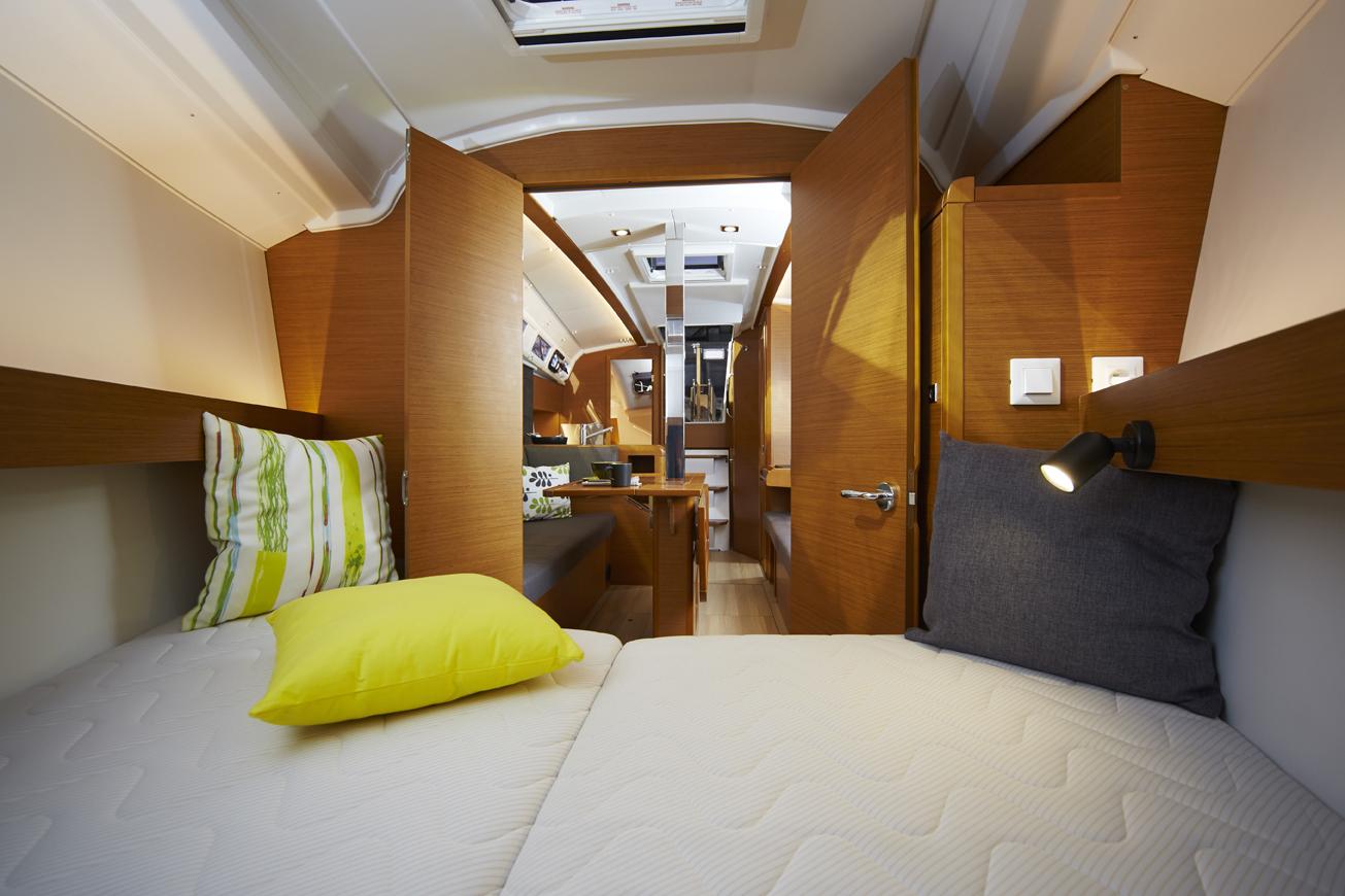 Photo Sun Odyssey 349 7