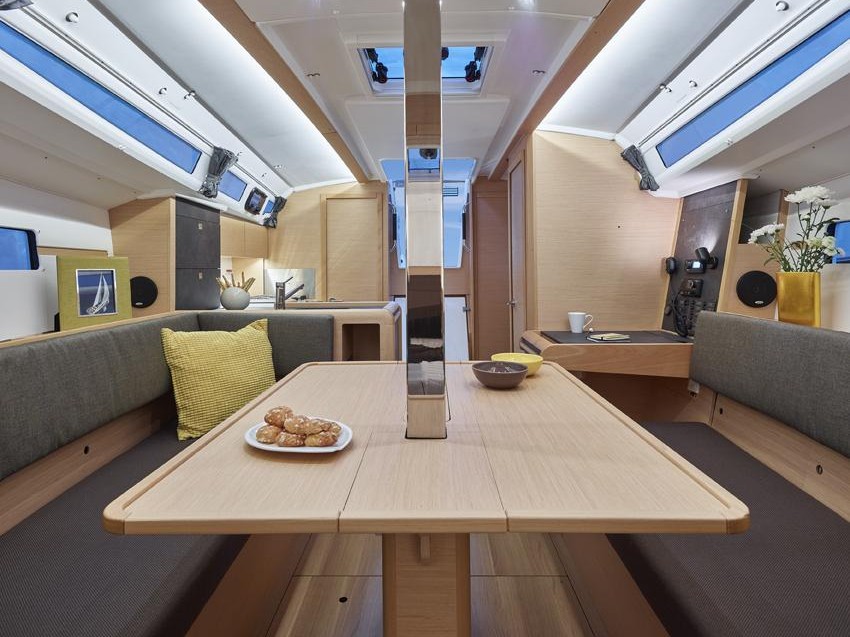 Photo Sun Odyssey 349 9