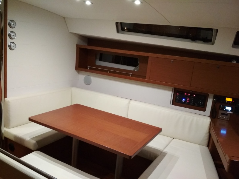 фото Oceanis 45 5