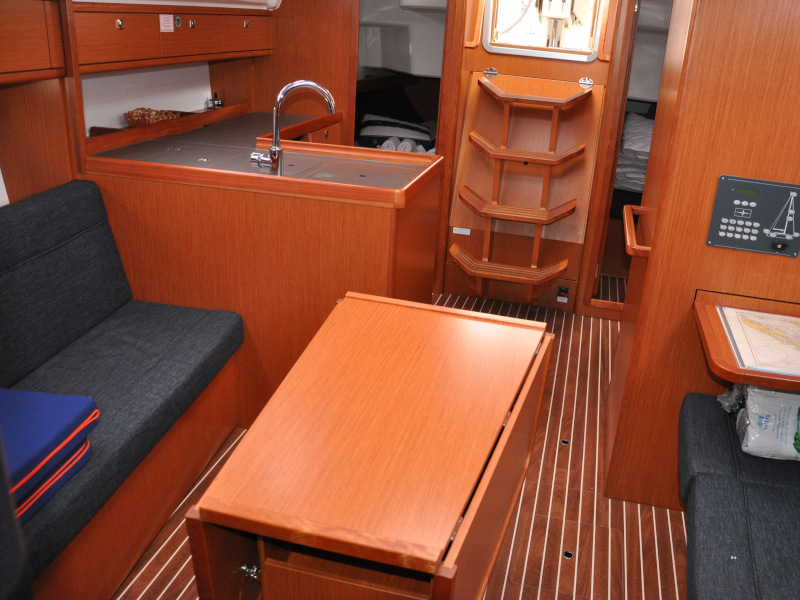 照片 Bavaria Cruiser 37 22